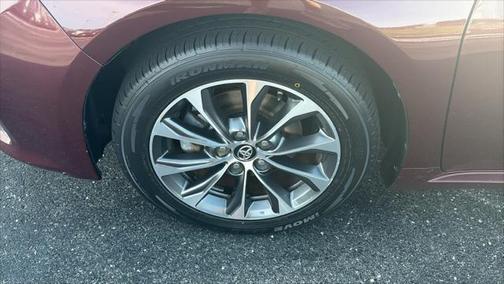 2016 Toyota Avalon XLE Premium