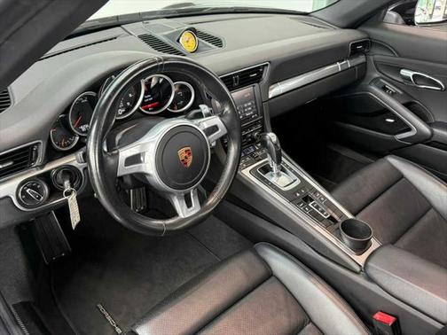 2015 Porsche 911 Carrera