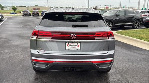 2025 Volkswagen Atlas Cross Sport 2.0T SE w/Technology 4MOTION