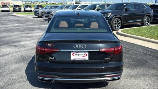 Mythos Black Metallic 2021 Audi A4 45 S line Premium Plus