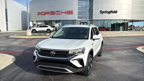 2024 Volkswagen Taos 1.5T SE