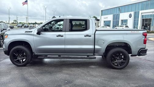Sterling Gray Metallic 2024 Chevrolet Silverado 1500 Custom Trail Boss