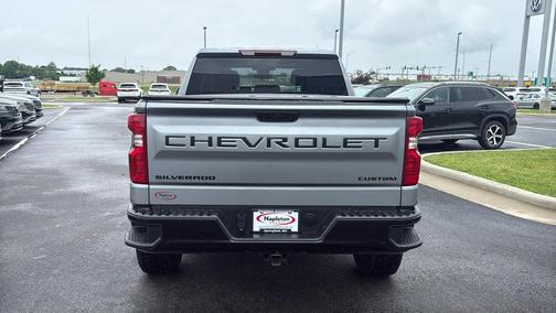 Sterling Gray Metallic 2024 Chevrolet Silverado 1500 Custom Trail Boss