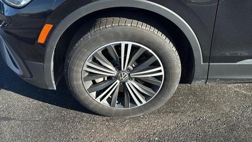 2024 Volkswagen Tiguan 2.0T Wolfsburg Edition