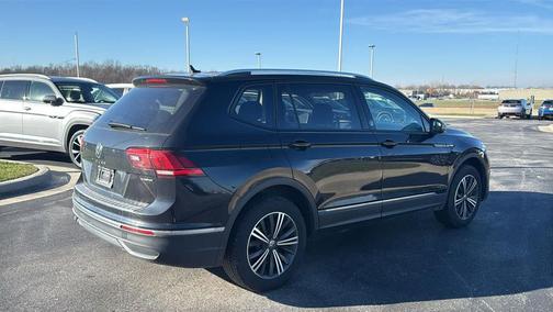 2024 Volkswagen Tiguan 2.0T Wolfsburg Edition