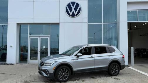 2023 Volkswagen Tiguan 2.0T SE