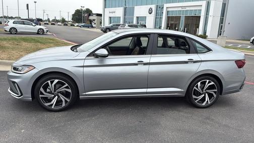 2025 Volkswagen Jetta 1.5T SEL