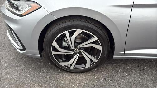 2025 Volkswagen Jetta 1.5T SEL