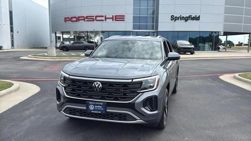 2024 Volkswagen Atlas Cross Sport 2.0T SE w/Technology 4MOTION