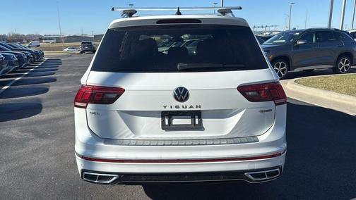 2022 Volkswagen Tiguan 2.0T SEL R-Line 4MOTION