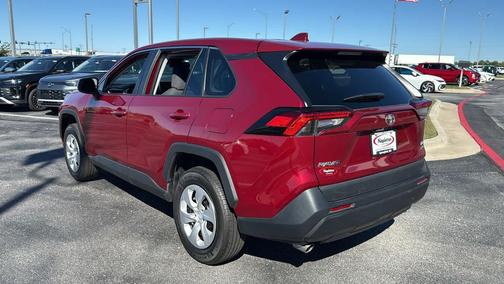 2024 Toyota RAV4 LE