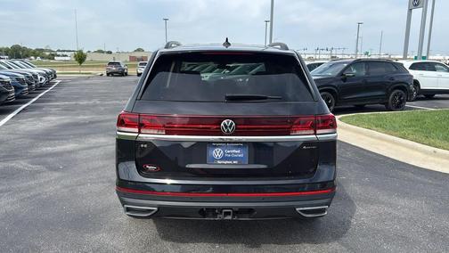 2025 Volkswagen Atlas 2.0T SE w/Technology 4MOTION