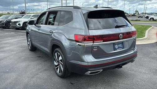 2024 Volkswagen Atlas 2.0T SE w/Technology 4MOTION