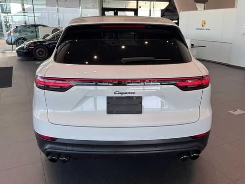 2023 Porsche Cayenne Cayenne