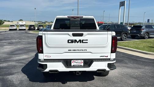 Summit White 2021 GMC Sierra 1500 AT4