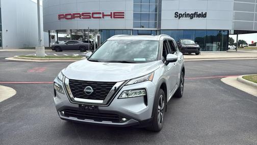2022 Nissan Rogue SL
