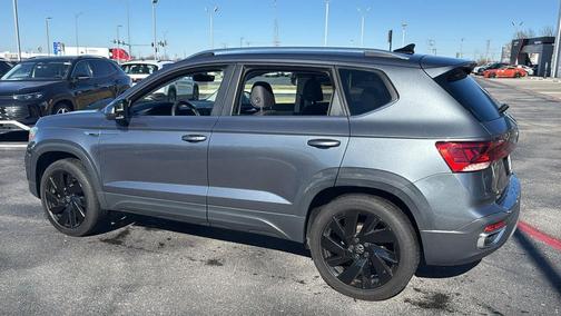 2023 Volkswagen Taos 1.5T SEL