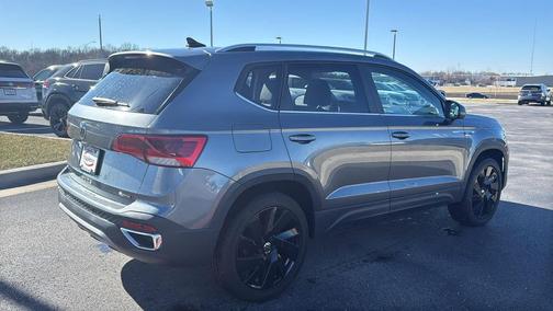 2023 Volkswagen Taos 1.5T SEL