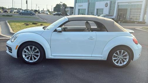 2019 Volkswagen Beetle 2.0T SE