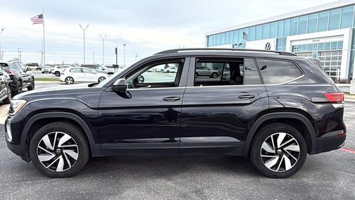 2025 Volkswagen Atlas 2.0T SE w/Technology 4MOTION