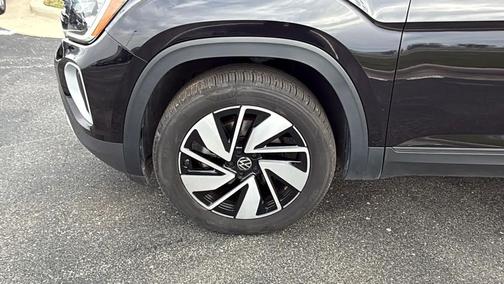 2025 Volkswagen Atlas 2.0T SE w/Technology 4MOTION