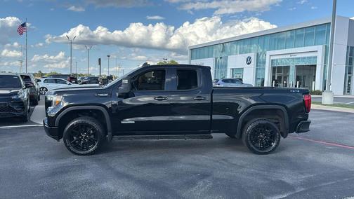 2022 GMC Sierra 1500 Elevation