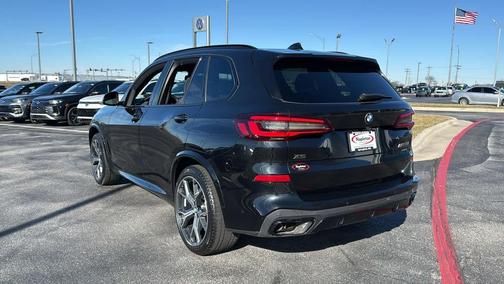 2022 BMW X5 M50i