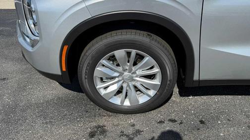 Alloy Silver Metallic 2026 Mitsubishi Outlander ES 2.5 2WD