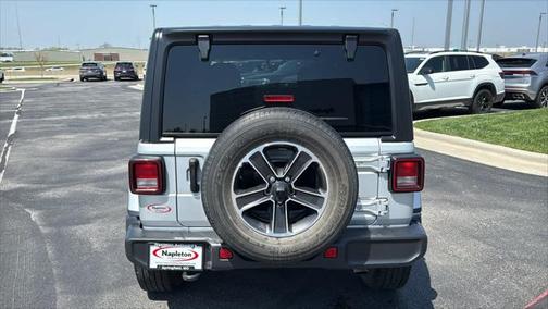 2023 Jeep Wrangler 4-Door Sahara 4x4