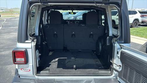 2023 Jeep Wrangler 4-Door Sahara 4x4