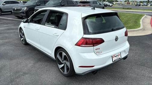 2020 Volkswagen Golf GTI 2.0T SE DSG