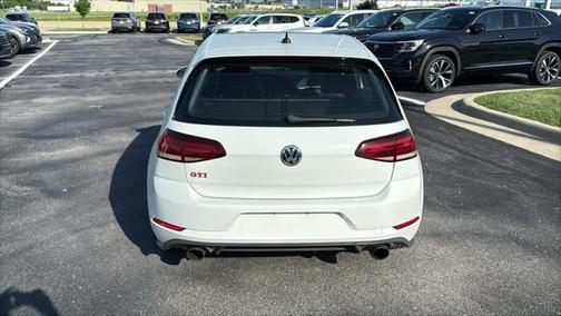 2020 Volkswagen Golf GTI 2.0T SE DSG