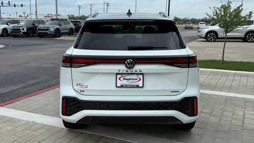 Opal White w/Deep Black Roof 2026 Volkswagen Tiguan 2.0T SE R-Line Black 4MOTION