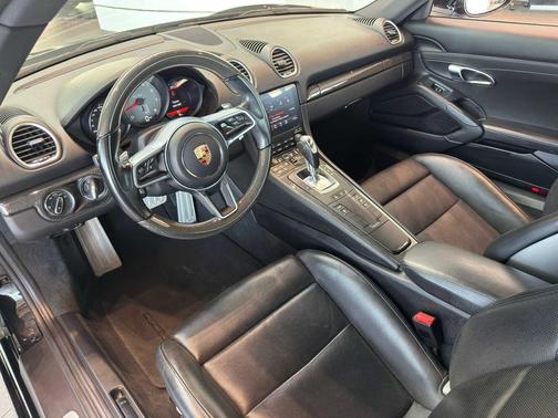 2023 Porsche 718 Cayman S