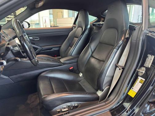 2023 Porsche 718 Cayman S