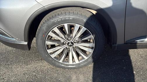 2020 Mitsubishi Outlander ES