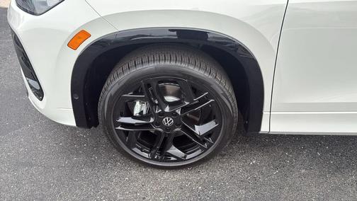 2026 Volkswagen Tiguan 2.0T SE R-Line Black 4MOTION