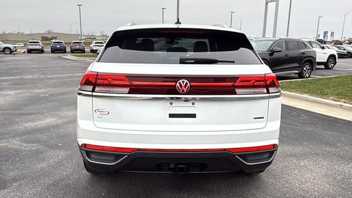 2026 Volkswagen Atlas Cross Sport 2.0T SE w/Technology 4MOTION