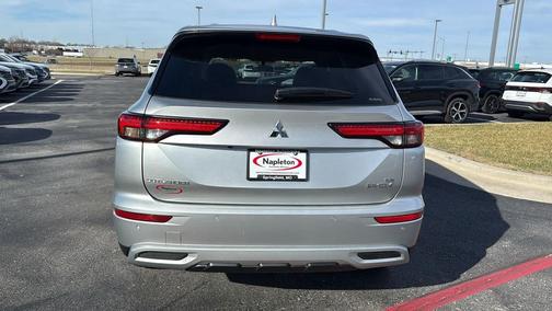 2025 Mitsubishi Outlander PHEV SE S-AWC