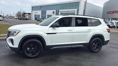 2026 Volkswagen Atlas Peak Edition