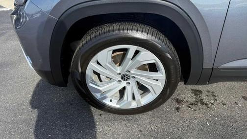 2021 Volkswagen Atlas 3.6L SE w/Technology