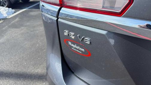 2021 Volkswagen Atlas 3.6L SE w/Technology