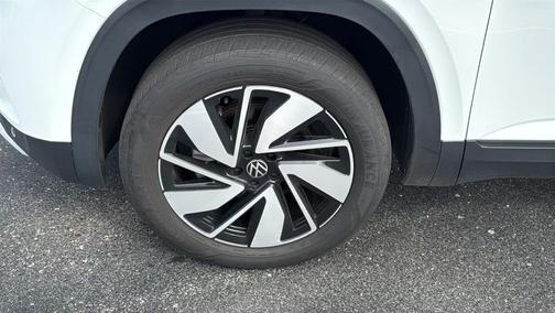 2023 Volkswagen Atlas 3.6L SE w/Technology