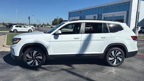 2023 Volkswagen Atlas 3.6L SE w/Technology