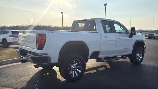 2022 GMC Sierra 2500 SLE