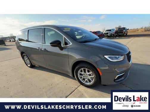 2025 Chrysler Pacifica L