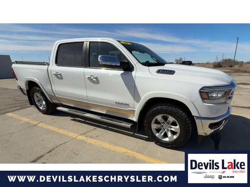 Ivory White Tri-Coat Pearlcoat 2020 RAM 1500 Laramie