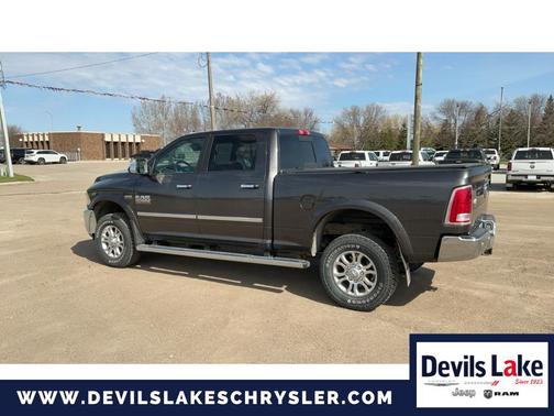 Granite Crystal Metallic Clearcoat 2016 RAM 2500 Laramie