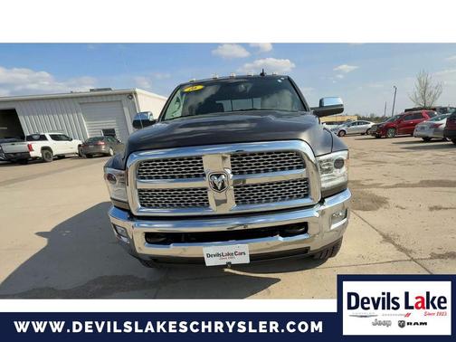Granite Crystal Metallic Clearcoat 2016 RAM 2500 Laramie