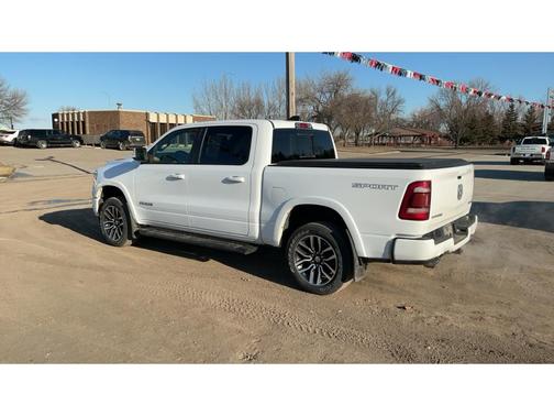 Bright White Clearcoat 2020 RAM 1500 Laramie